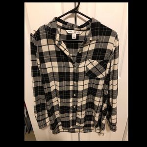 Old Navy Black and White Flannel